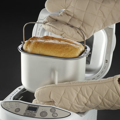 Russell Hobbs Breadmaker with Fast-Bake Function